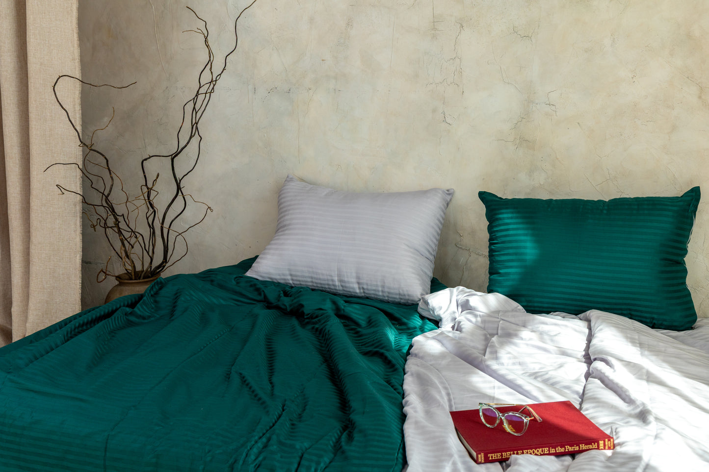 Weighted Blanket with Satin Cover — Premium