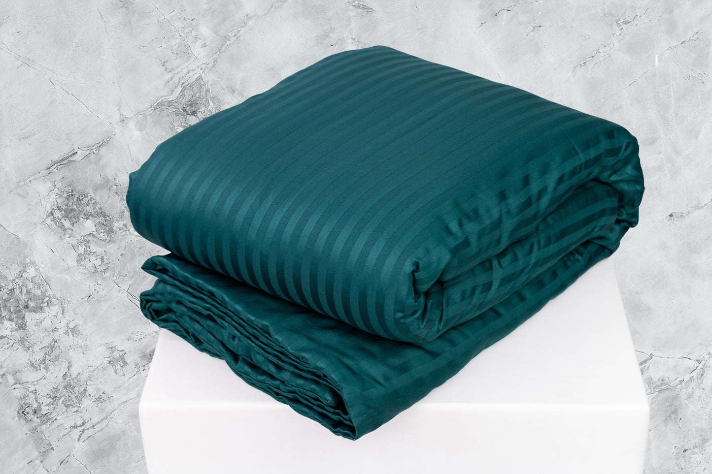 Weighted Blanket with Satin Cover — Premium
