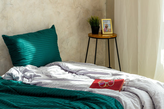 Jak prać i dbać o kołdrę obciążeniową? Praktyczny poradnik pielęgnacji